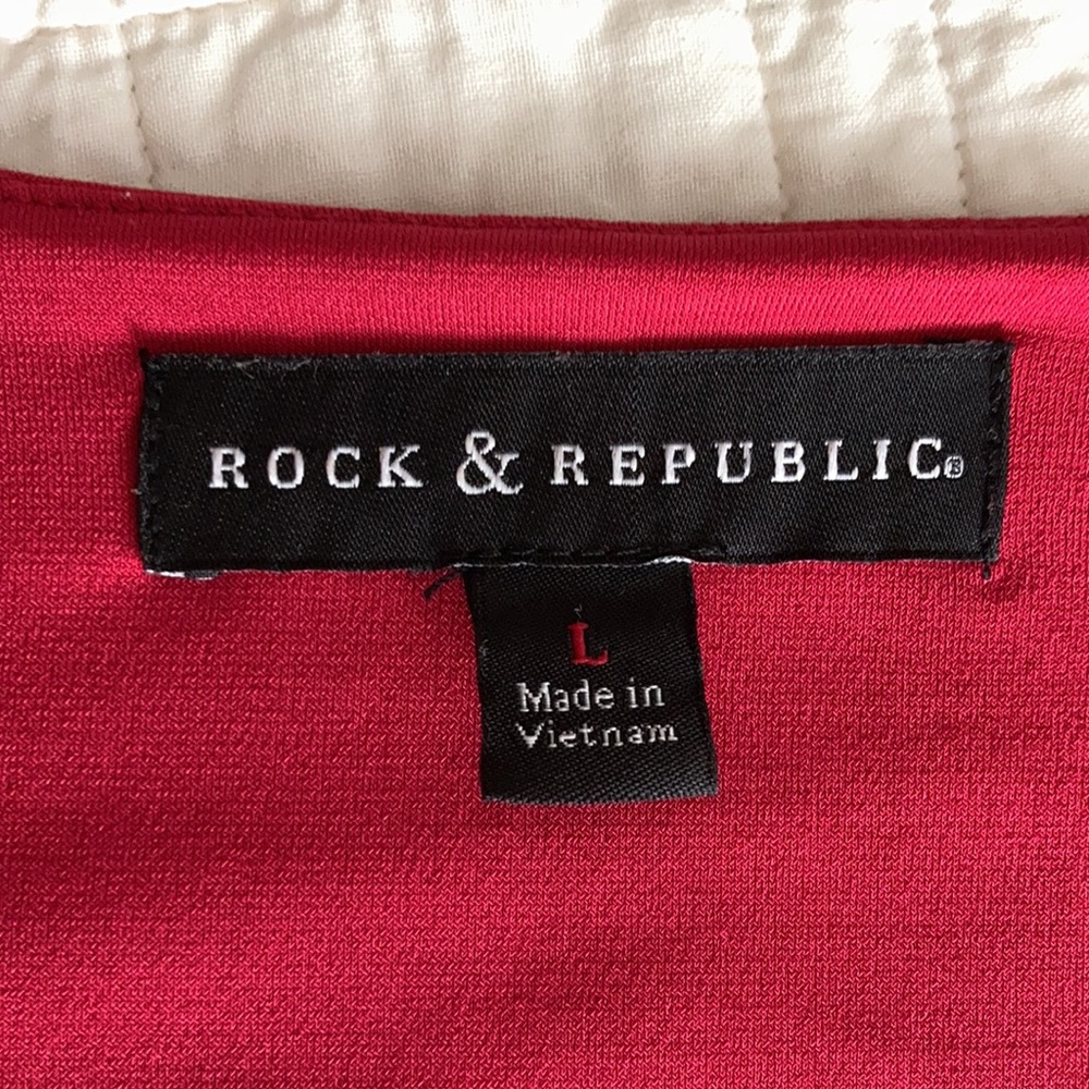 Fun and Sassy Raspberry Color Dress - Picture 3 of 5